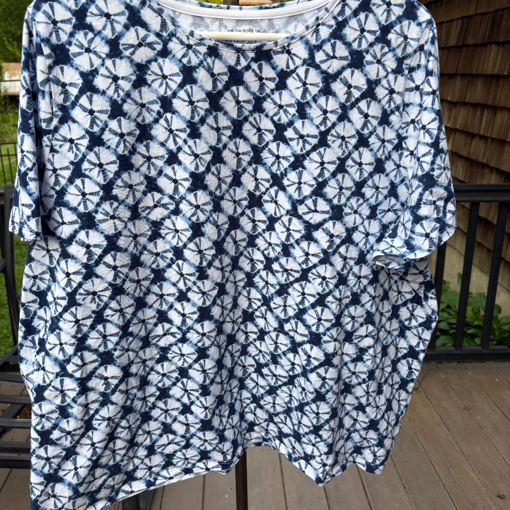 Talbots Tee Crew Neck Blue & White Geometric Design 3X